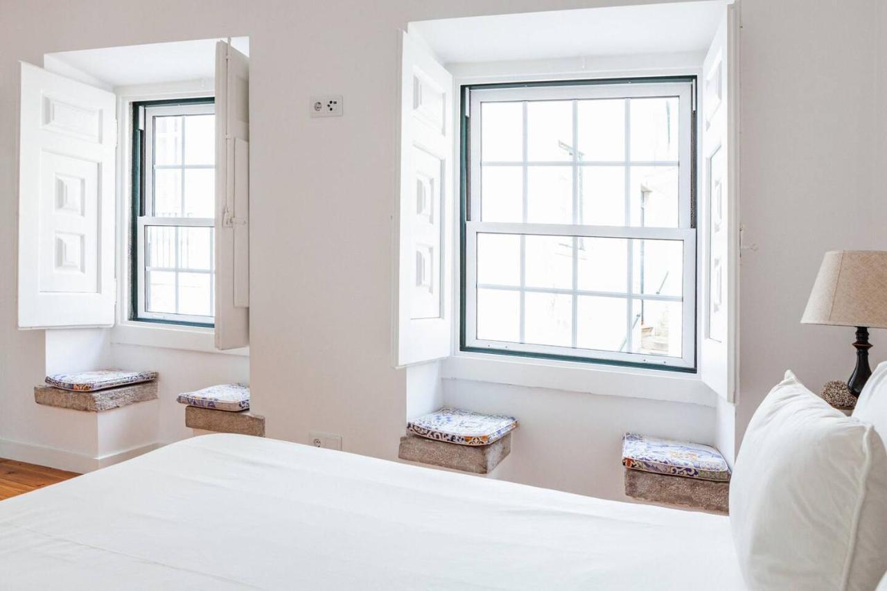 Apartamento Alfama Delight: Panoramic River Views In Historic 18th Century Building Lisboa